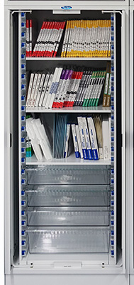 棚やトレー・バスケットを利用する